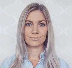 Caroline Persson, tidigare student