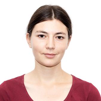 Photo of Julianna Lise Holmberg