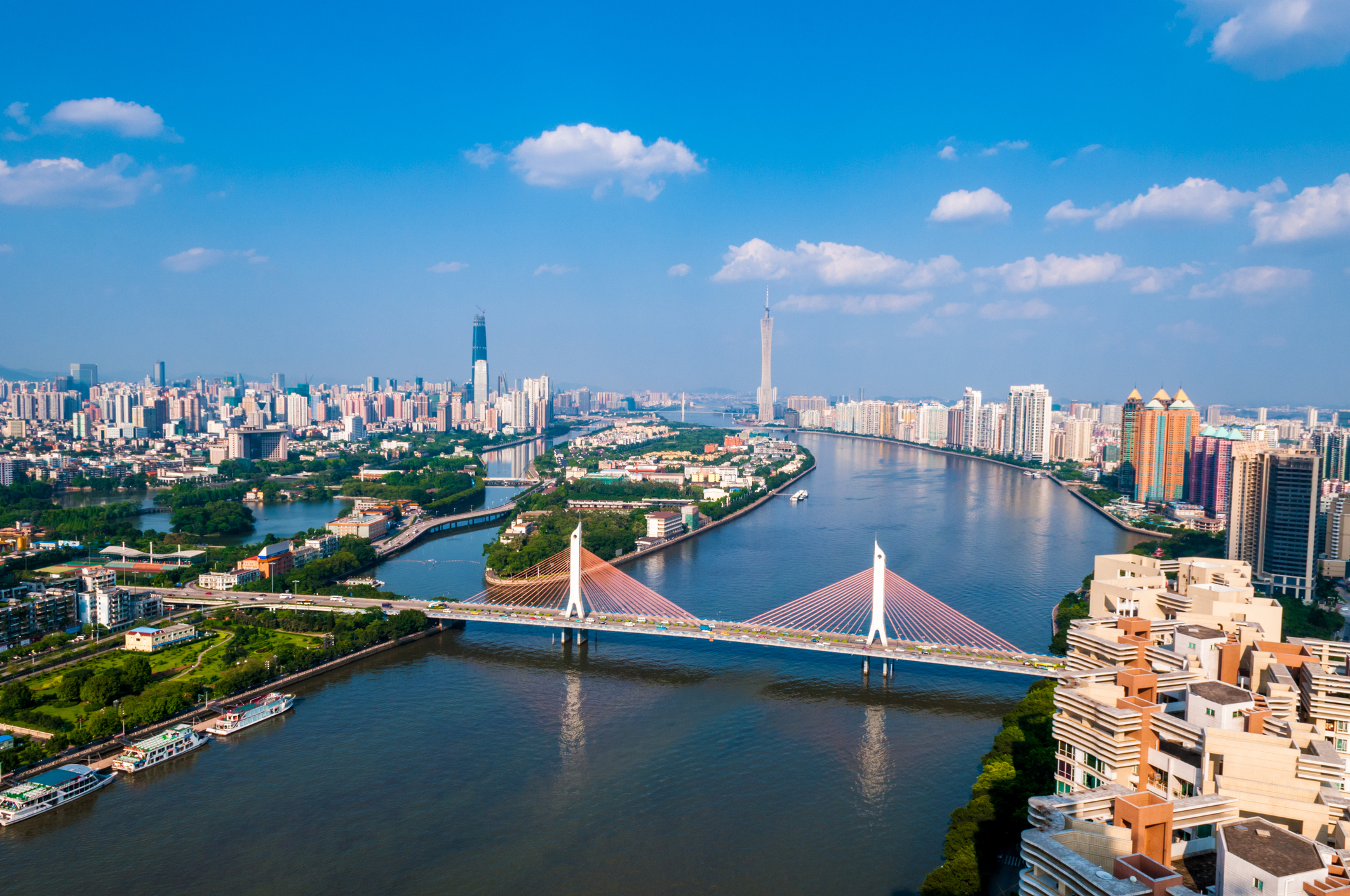 Floden Pearl rinner genom Guangzhou