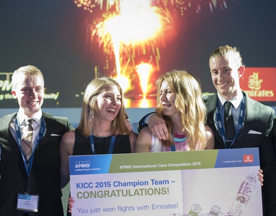 LiU-ekonomer vinner KPMG:s casetävling i Dubai 2015