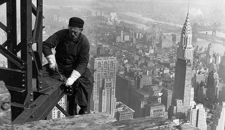  Lewis Hine: Empire State Building, 1930 (beskuren)