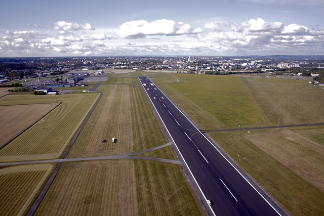 Drönarfoto taget över Norrköpings flygplats av Spotscales drönare