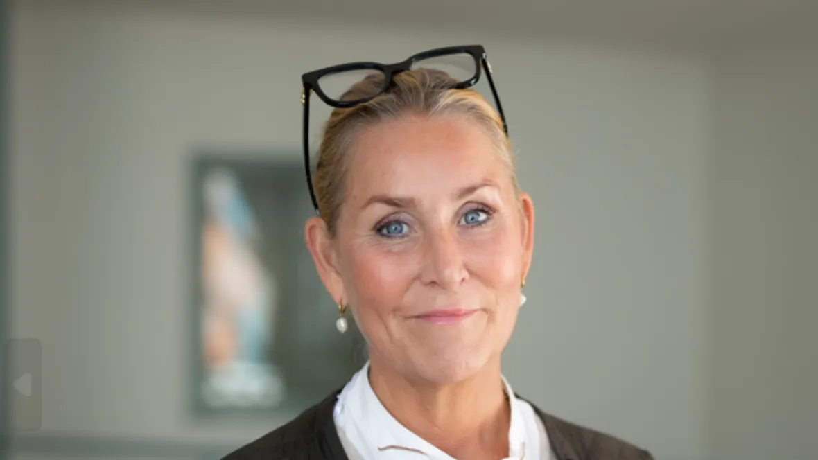 Inomhusporträtt av Cathrine Bauhn