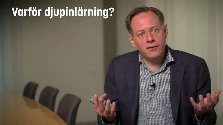 Fredrik Heintz i ett konferensrum