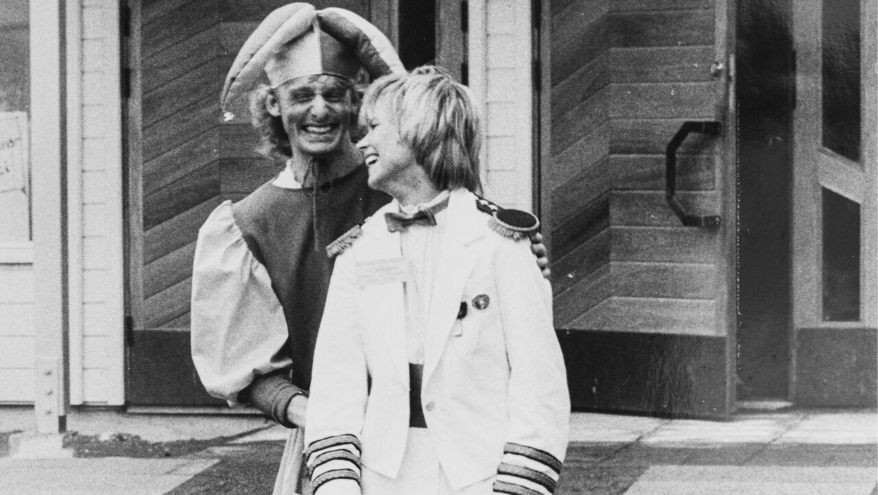 Helen Köpman och en gycklare