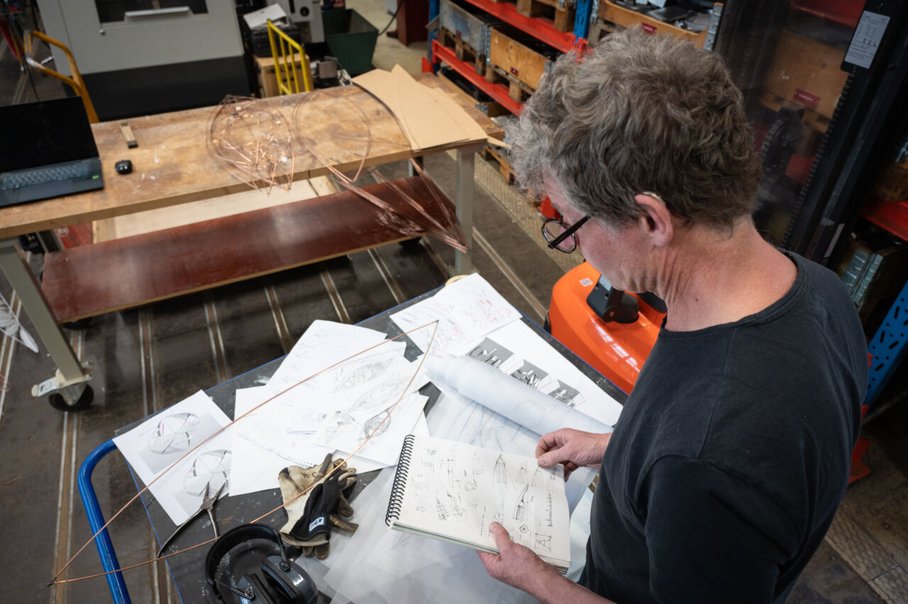 Mats Nåbo with drawings