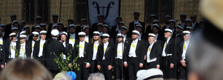 Choir with audience