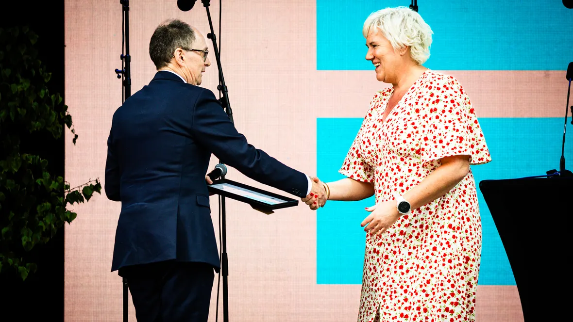 Jan-Ingvar Jönsson and Kristina Edlund on stage