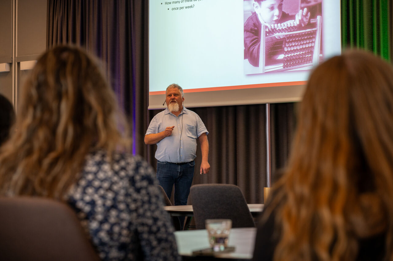 Presentation by Mattias Lindahl.