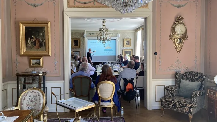 Workshop in old villa