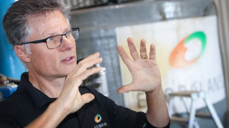 Man som föreläser.