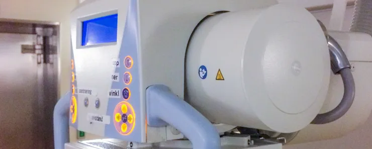 Bild på en datortomograf