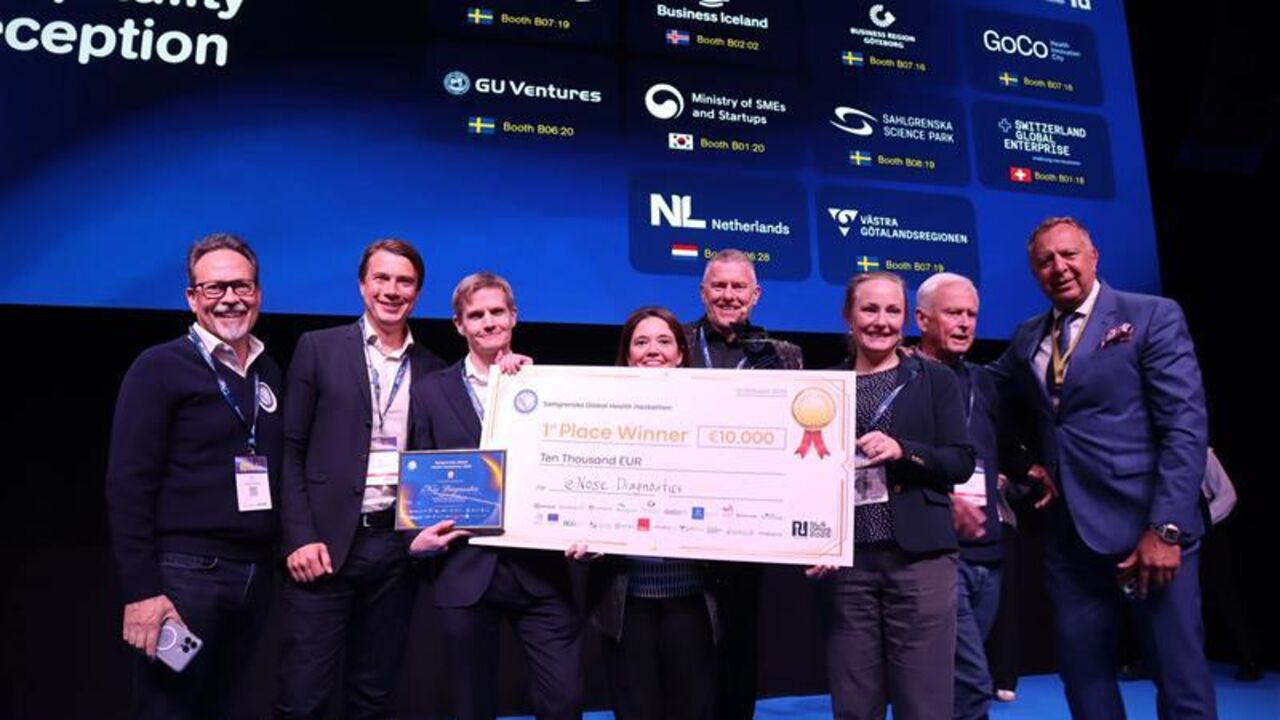 Bild på vinnarna i teamet eNose Diagnostics 
