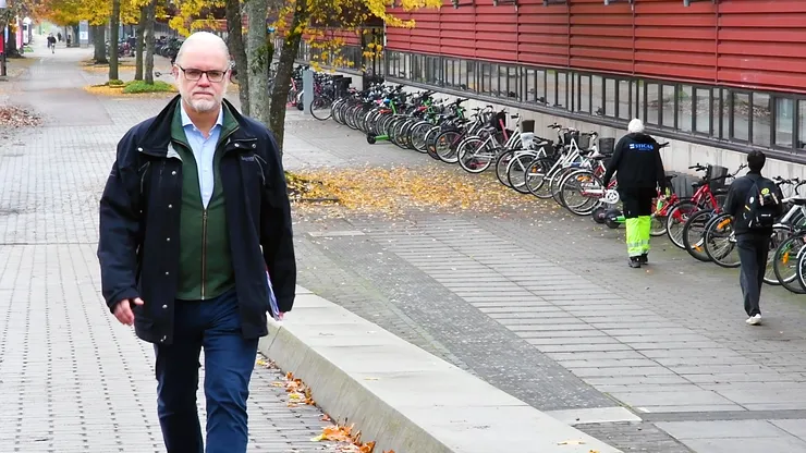 Hans Andersson går på Corson. 