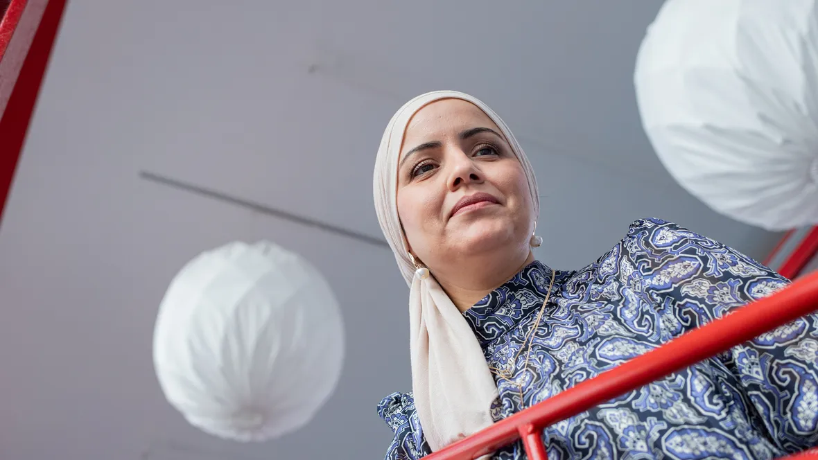 Amal Kanzari photographed from below.