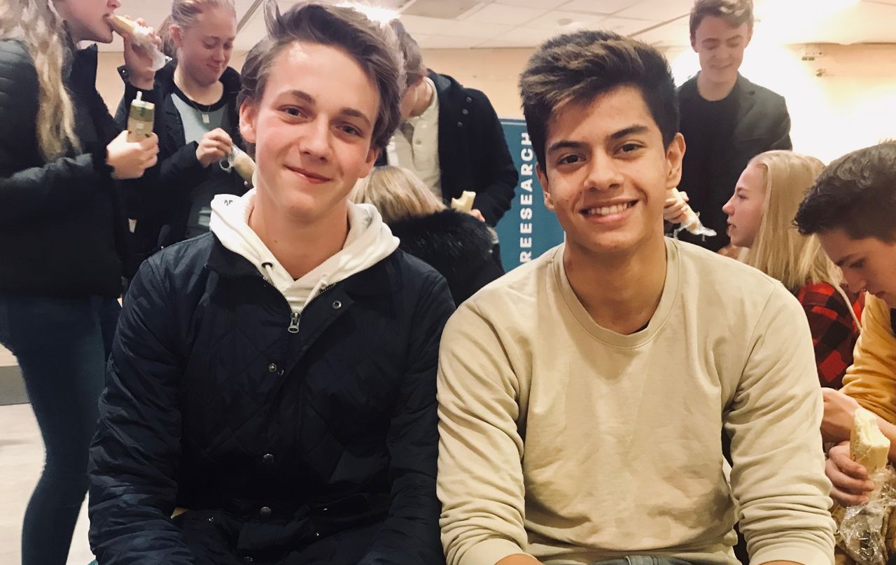 Alexander Forslind och Hugo Johansson från Berzeliusskolan besökte POP-veckan 2018.