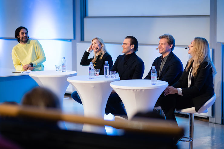 Moderator Leo Razzak, Jessica Löfström, prince Daniel, Erik Fjellborg and Jessica Schultz