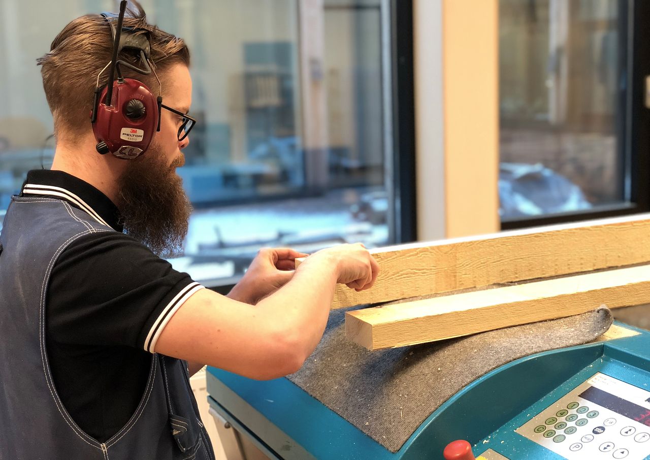 Arbete i snickeriet på Malmstens