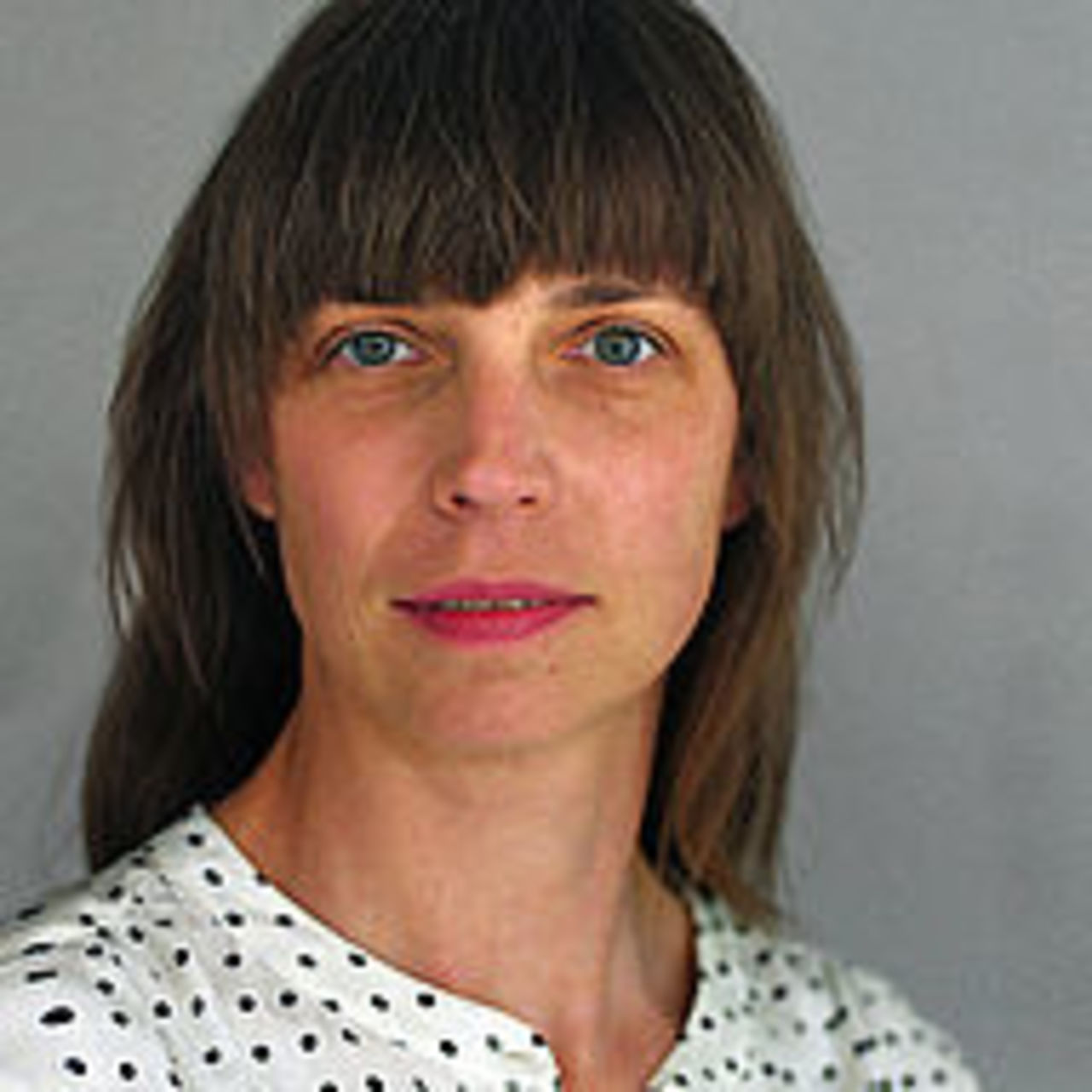 porträttbild kvinna