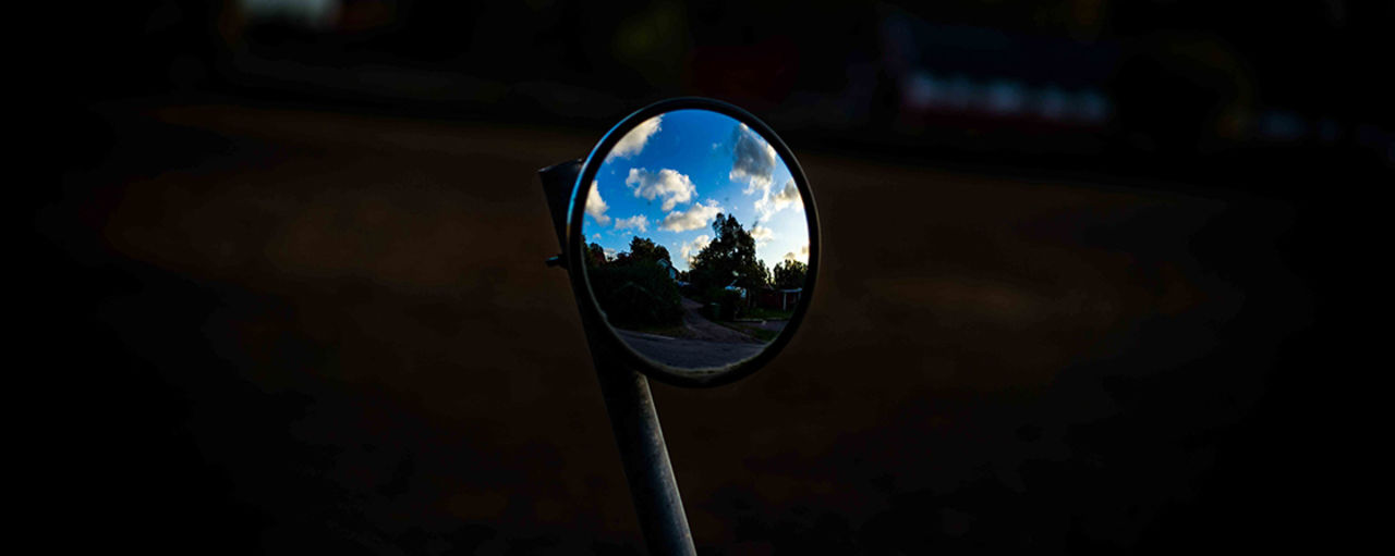 Reflekterande spegel Borensberg