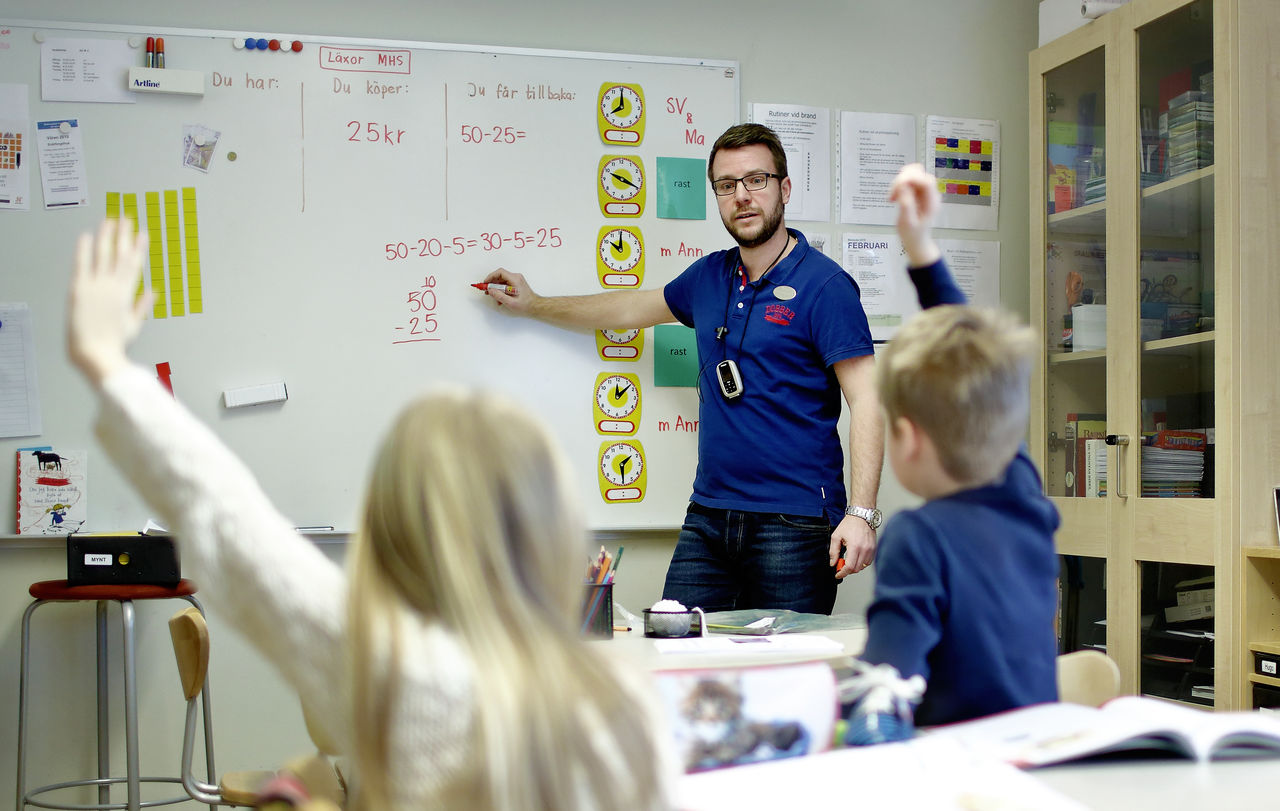  Teacher Mikael teaches at Svärtingehusskolan on February 13, 2015 in Norrköping.