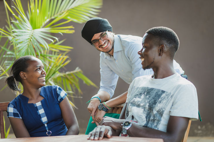 Joy Wendo, Ashwinder Bhamra och Martin Dagala är vårdstudenter från Kenya som läste vid LiU 2018.