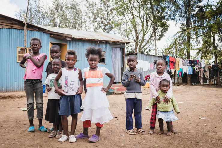 eight african children in a village