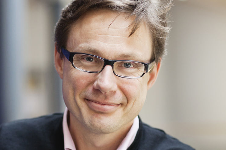 Ulf Ramberg, docent vid Rådet för kommunalekonomisk forskning och utbildning (KEFU) vid Lunds universitet. 