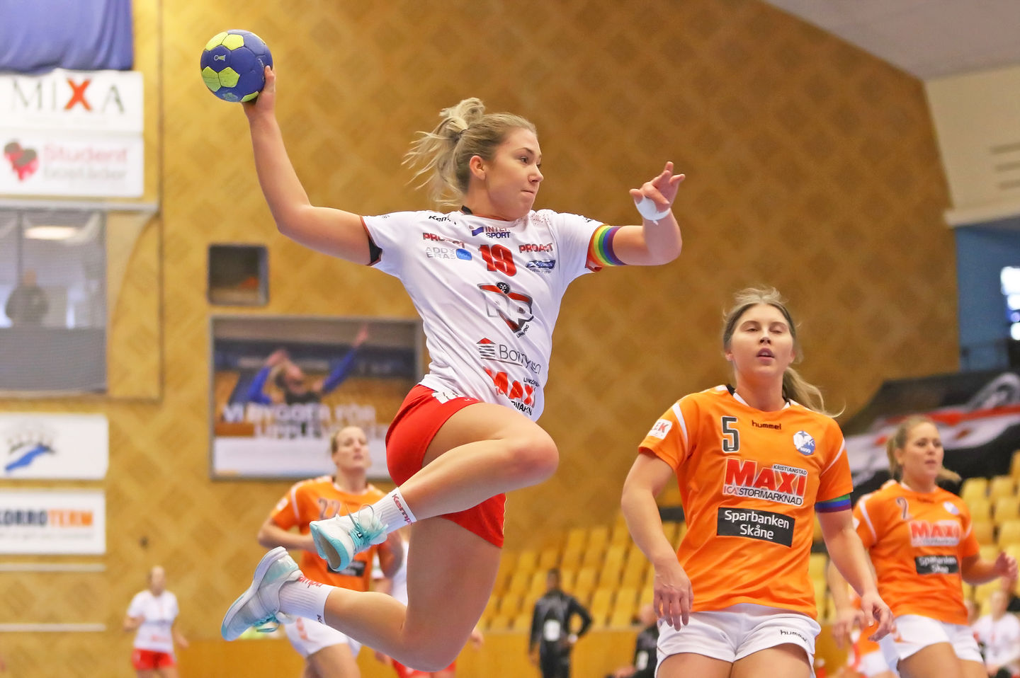 Alice Hägg spelar handboll.