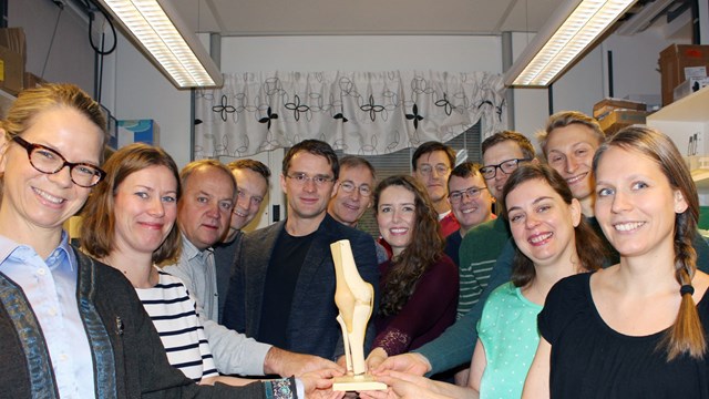  Group photo of co-workers and students connected to Experimental orthopedics at Linköping university.