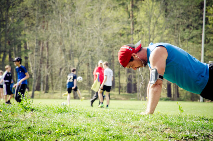 Man doing pushups