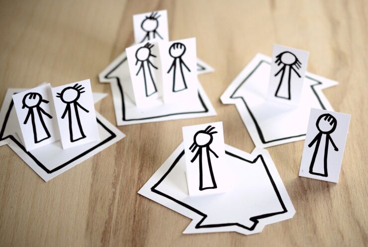 picture of paper dolls. 