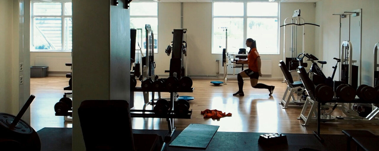 Woman doing gym excersise