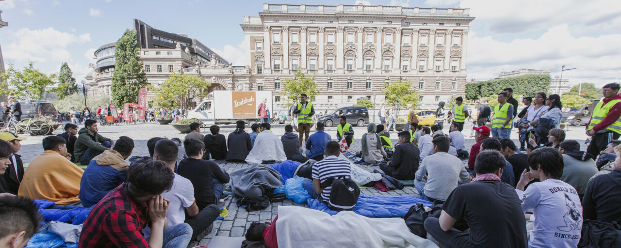 Ungdomar vid en demonstration i Stockholm.