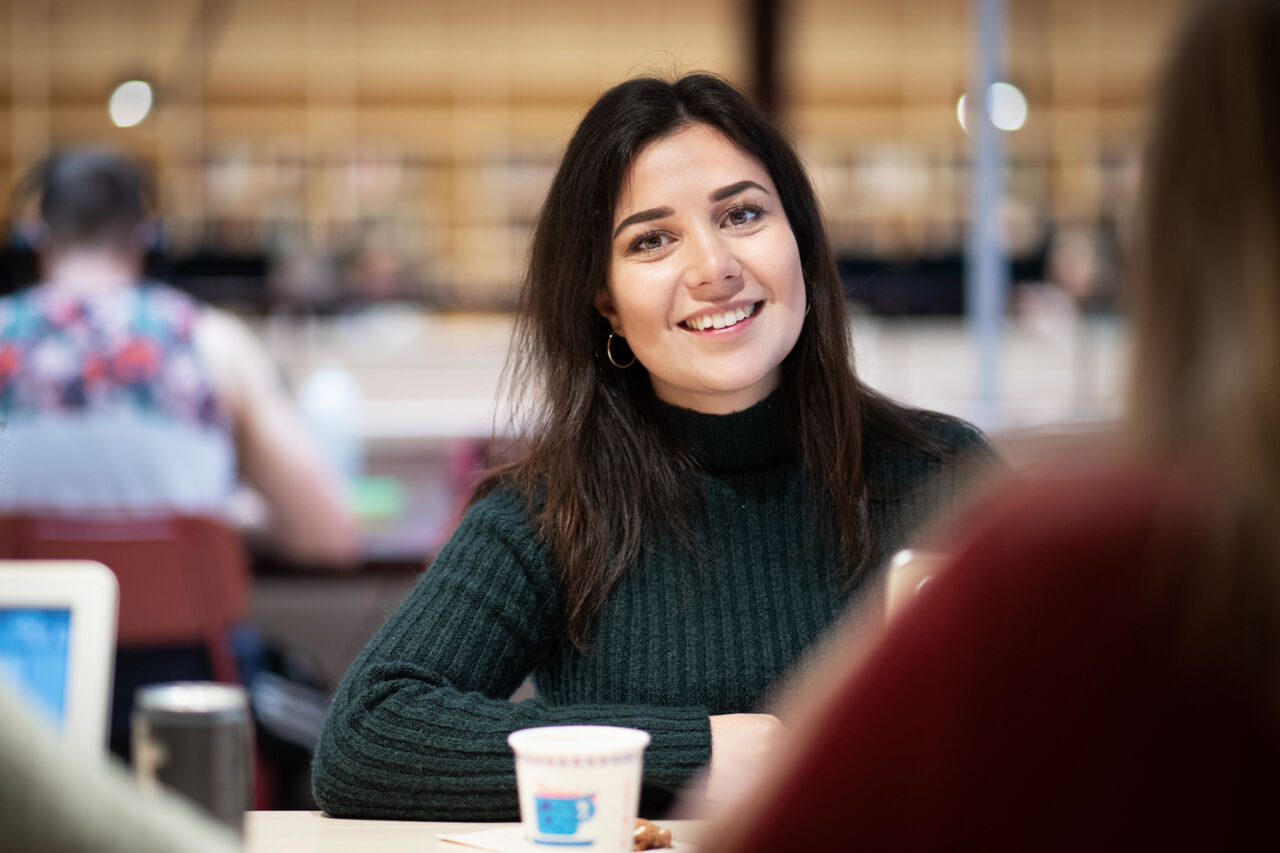 Julia William-Olsson med klasskompisar