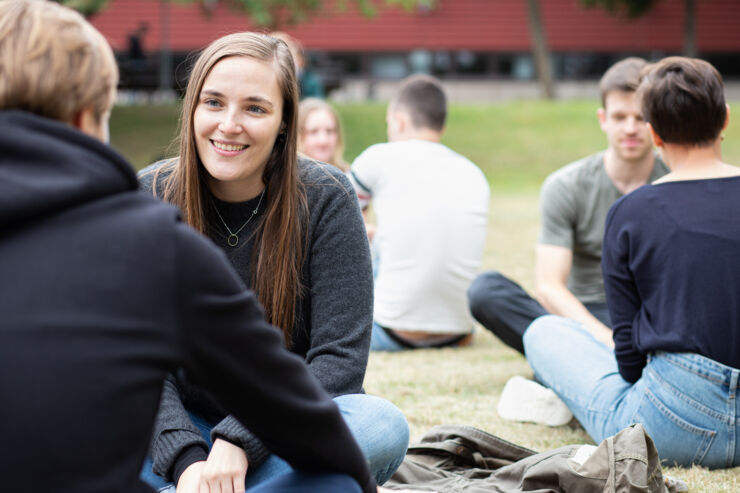 Picture of international students speed-friending.