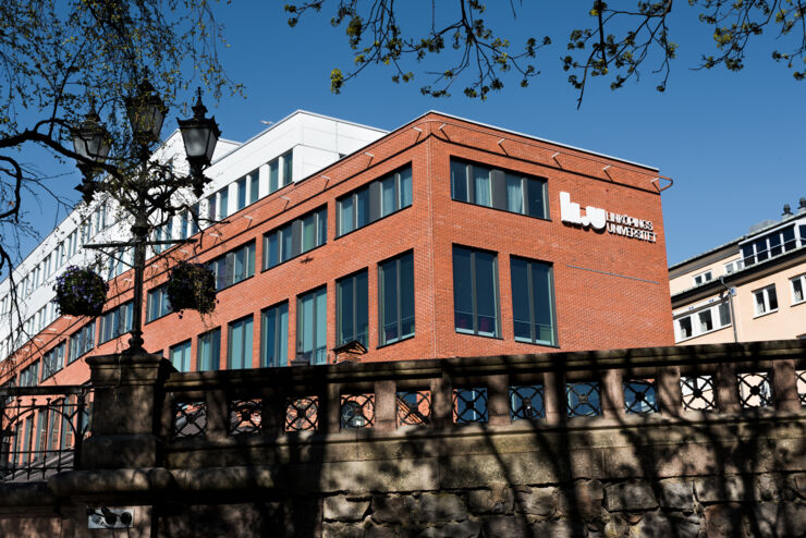 En tegelbyggnad på Campus Norrköping.