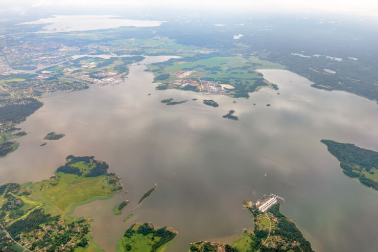 Flygbild över Norrköpings hamn.