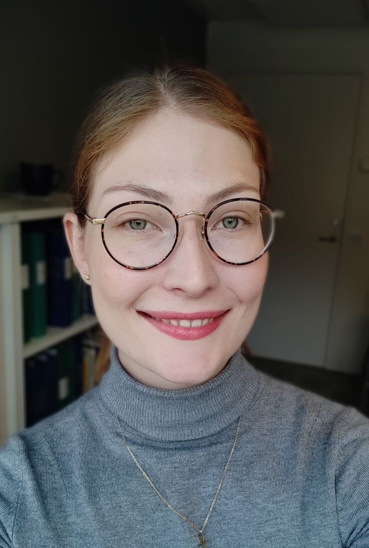 Linnea Östberg, alumn från affärsjuridiska programmet