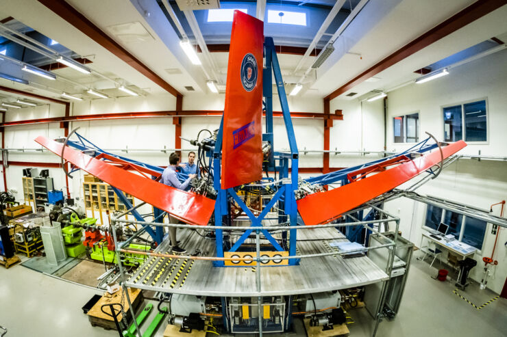 Test rig of a Saab 2000 in Flumes lab.