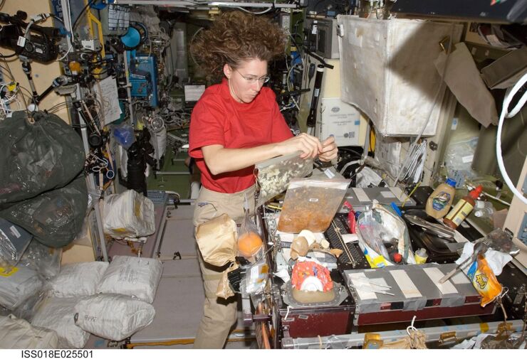 Astronaut på rymdstationen ISS.