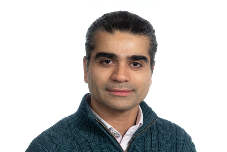 Headshot of a man.