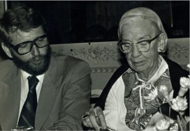 Bud Lawson and computer pioneer Grace Hopper in Linköping.