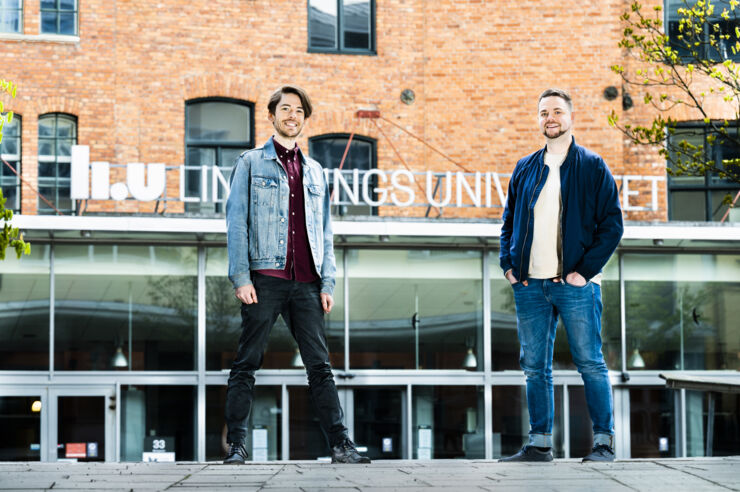 Emil Axelsson and Tomas Forsyth Rosin outside an entrance to Linköping University in Norrköping