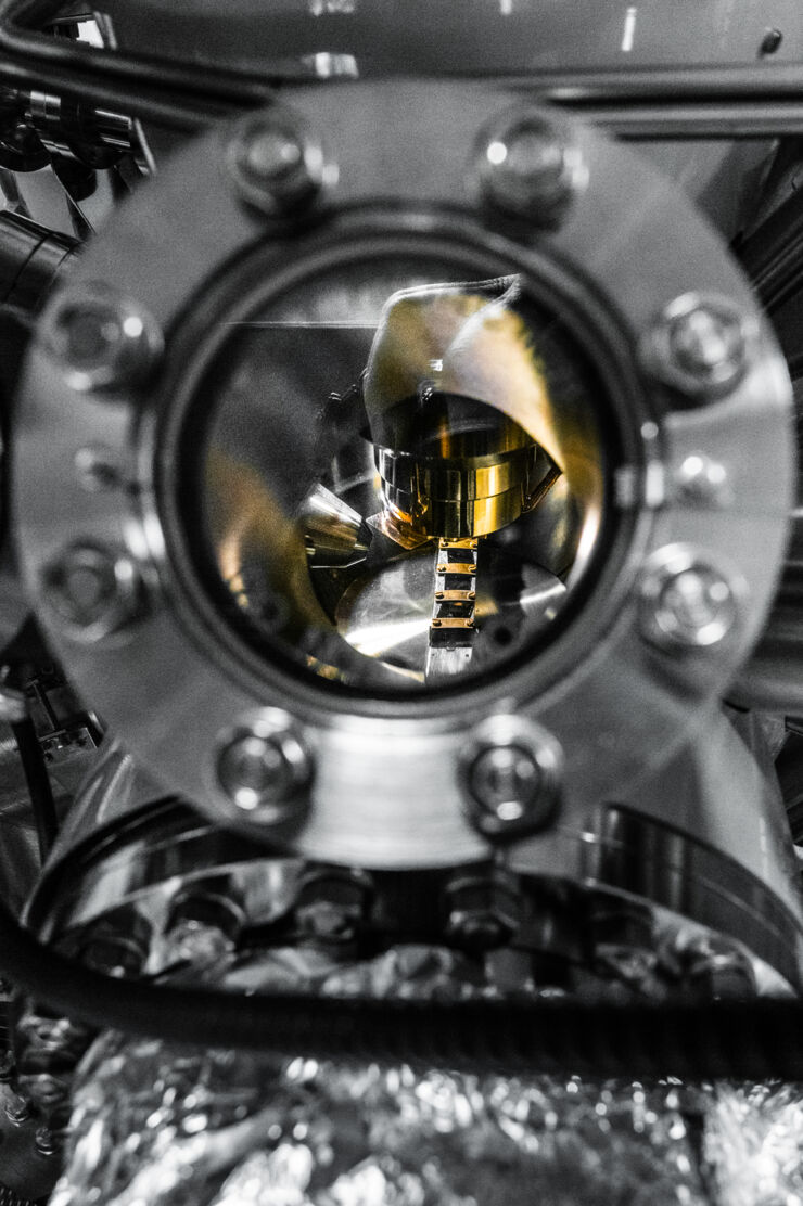 Veiw from inside an XPS spectrometre.