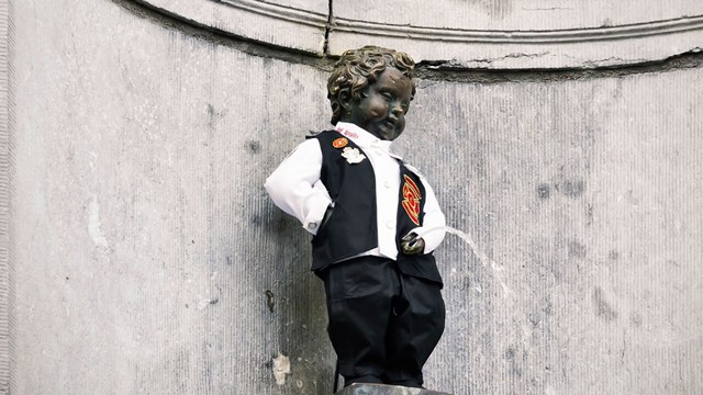 Manneken Pis statue in Brussels