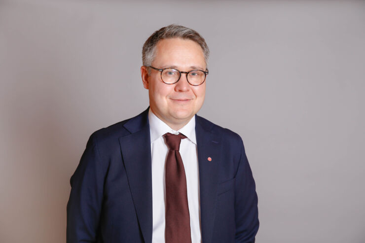 Bostadsminister Johan Danielsson.