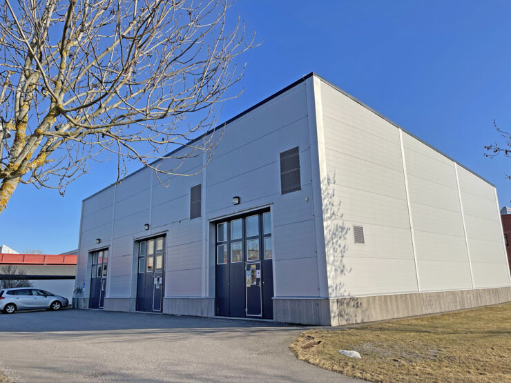 The Vehicle Lab in the L Building at the division of Vehicular Systems, Department of Electrical Engineering, Linköping University.