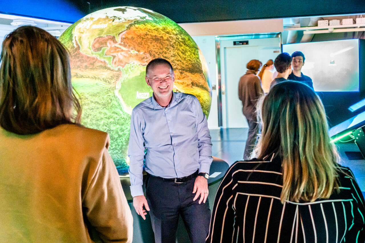 Anders Ynnerman i Wadströms Exploranation Laboratory