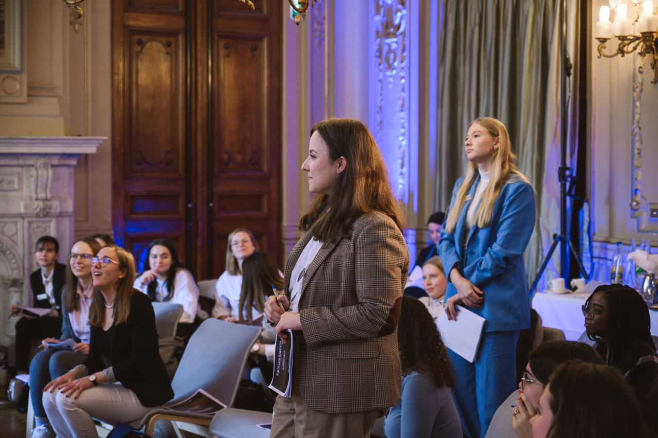 Bild på studenter i Nice